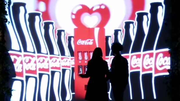 coca-cola-invisible-vending-machine